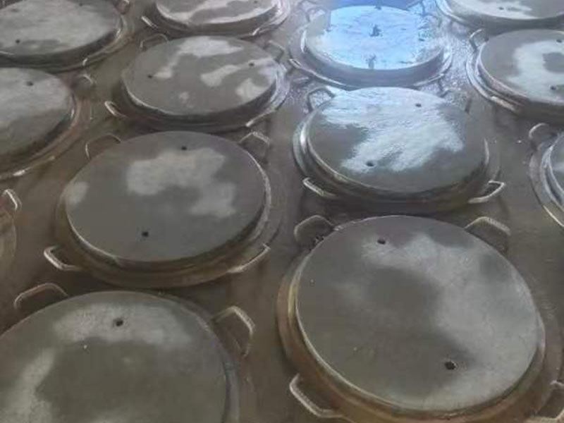 水泥井盖